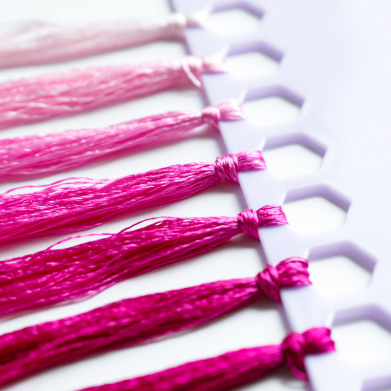 20 м шелковых ниток для вышивк – обзор и цена Textile Sewing Kit